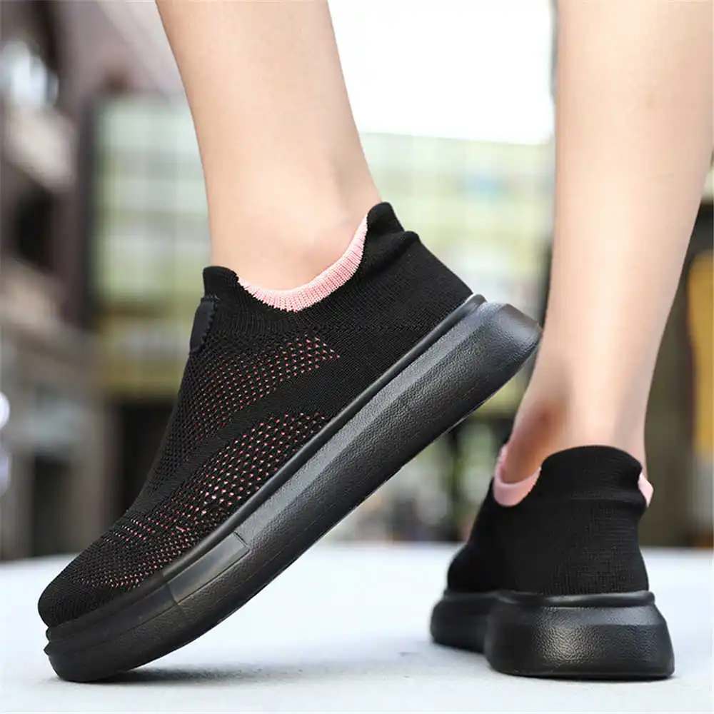 Tech Accessories Suppliers - Stoking Platform sepatu cokelat untuk wanita